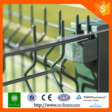 Factory direct sale welded square wire mesh fence